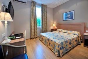 Hotel Le Louvre, Franciaorsz�g, Orange